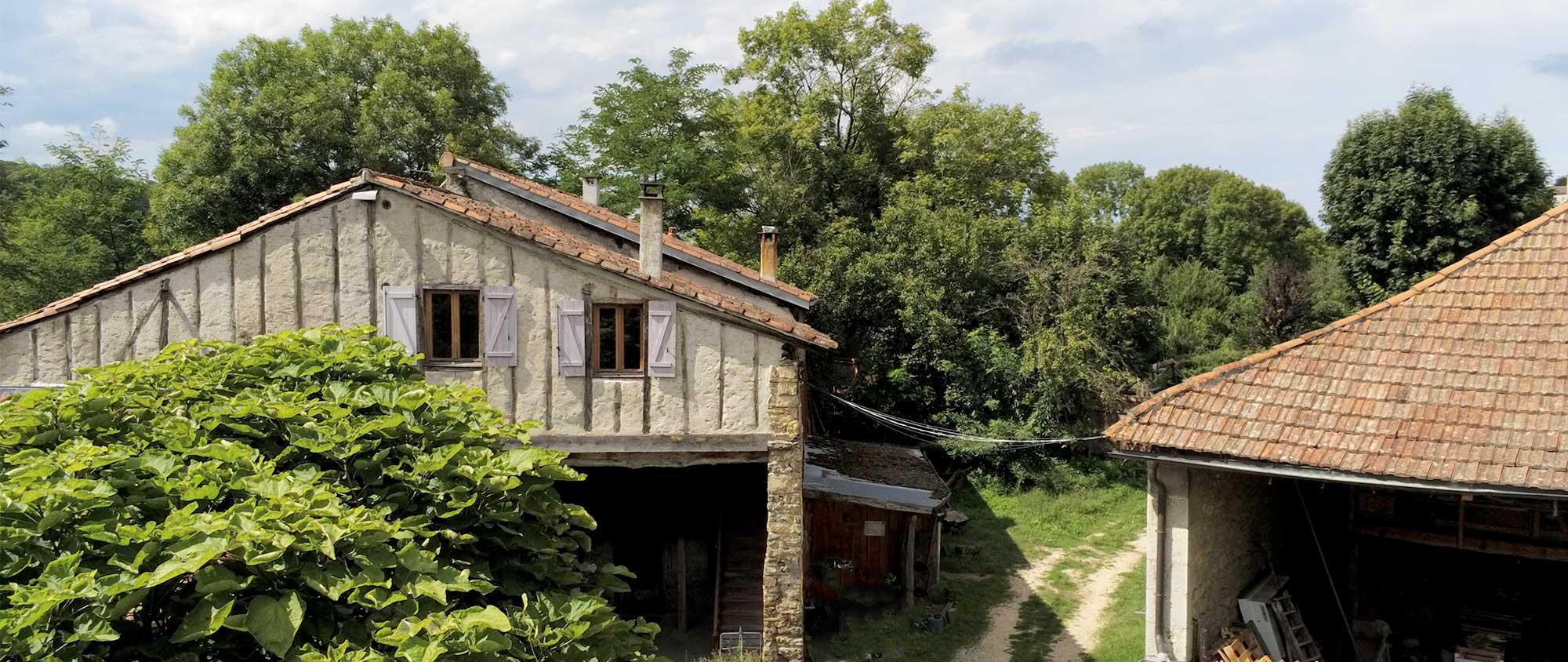 Gîte des loirs vue extérieure Gîte des loirs vue extérieure