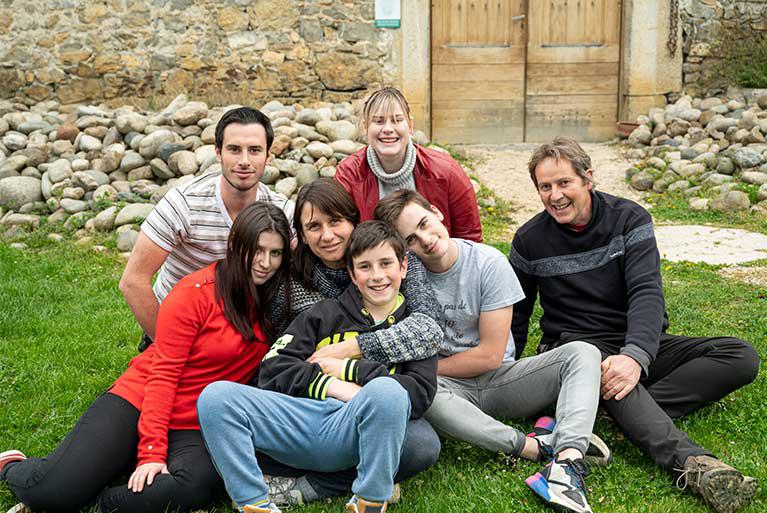 La famille au complet. La famille au complet.