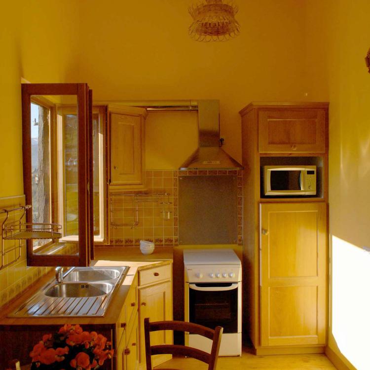 autre vue de la cuisine du gîte 